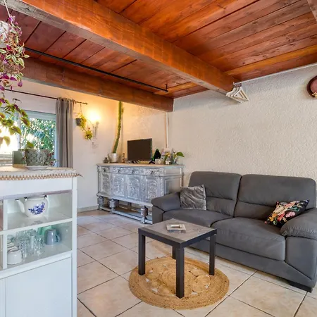 Loft Ambrussum Villa *